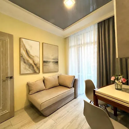 Vip Avalon чорновола 16-в Lviv